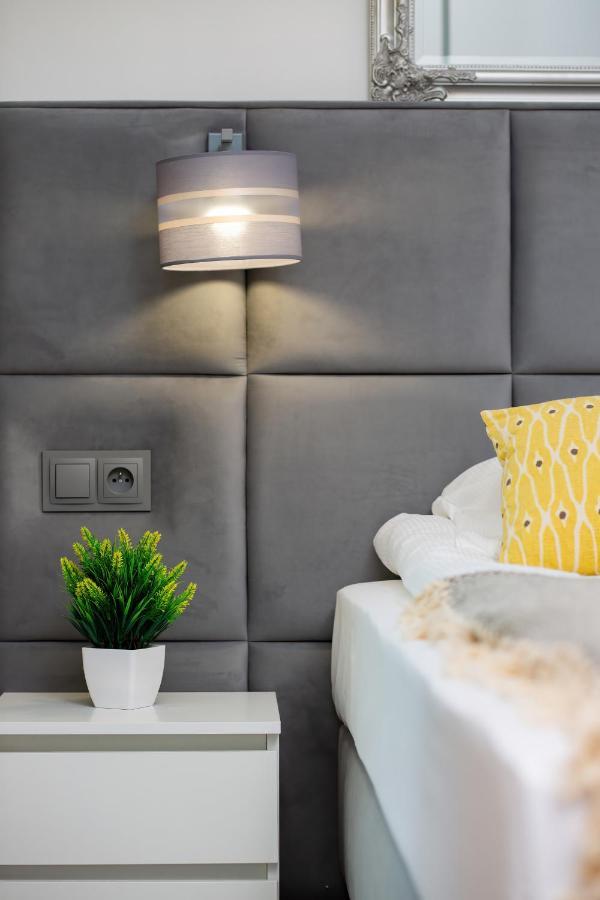 Warsaw Prymasa Tysiaclecia Business Centre By Noclegi Renters Bagian luar foto